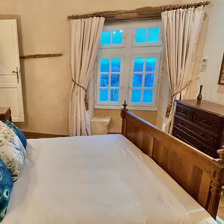 Dom wakacyjny New Listing! Maison Delluc With Spectacular Vistas Beynac-et-Cazenac