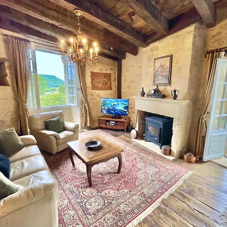 New Listing! Maison Delluc With Spectacular Vistas